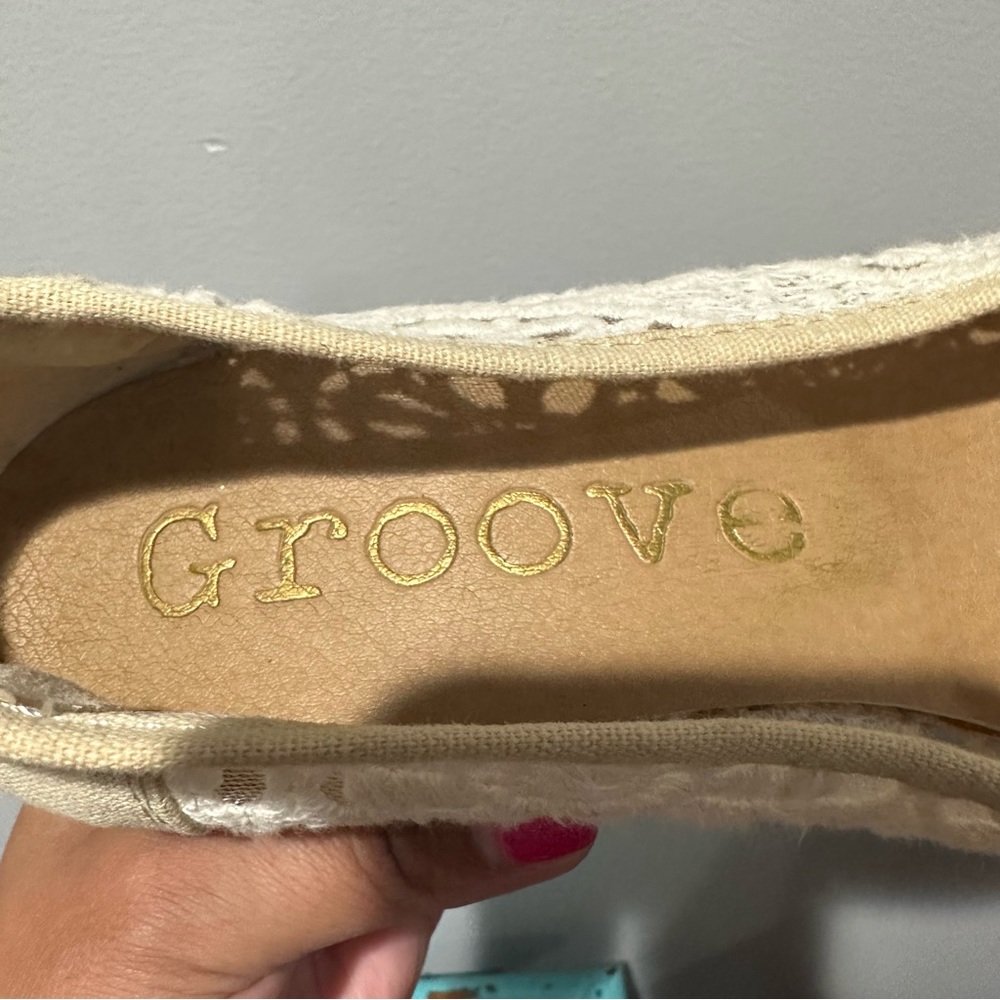 Groove Footwear Natural Crochet Bestie Espadrille Size 8 - Picture 14 of 15